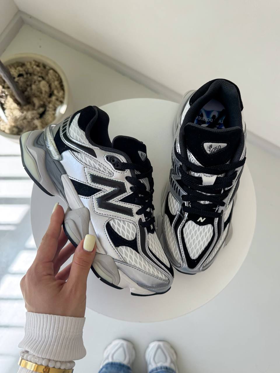 NEW BALANCE 9060