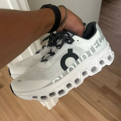 ON CLOUDMONSTER